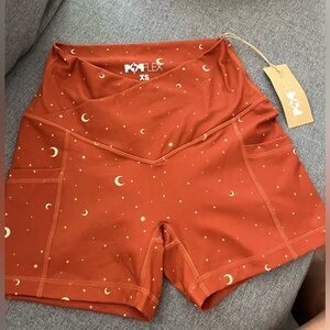 Popflex active constellation shorts. Bike shorts. Running shorts. V waistband